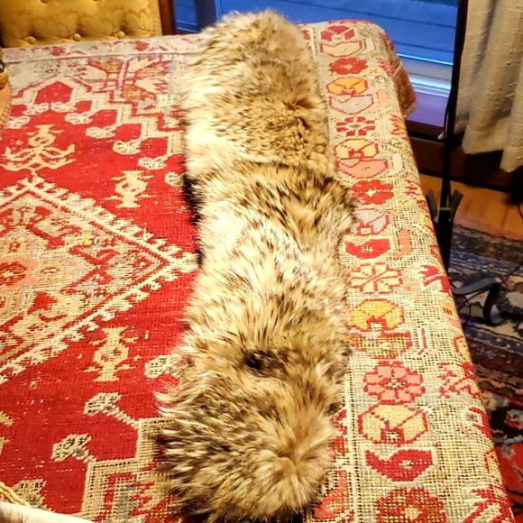 💥SOLD💥HUGE"Wolf Fur Collar - Picture 1 of 13